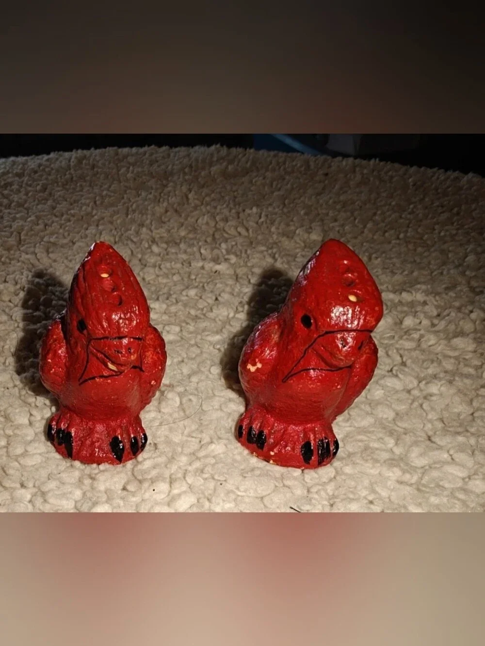 Rare Vintage Red Cardinal Salt & Pepper Shakers Unmarked 2 1/2